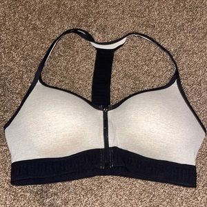 VS Sports Bra